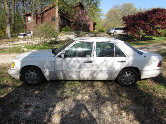 1995 Mercedes Benz E300 Diesel 1995 Mercedes-Benz E-Class