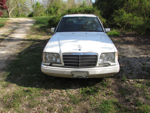 1995 Mercedes-Benz E-Class - photo 2