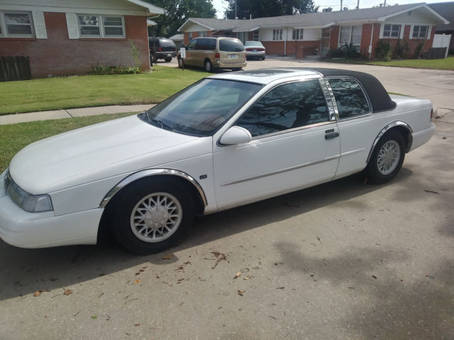 1995 Mercury Cougar XR-7 Sedan 2-Door - photo 2