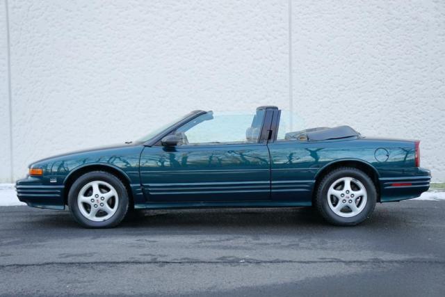 1995 Oldsmobile Cutlass Supreme Convertible - photo 3
