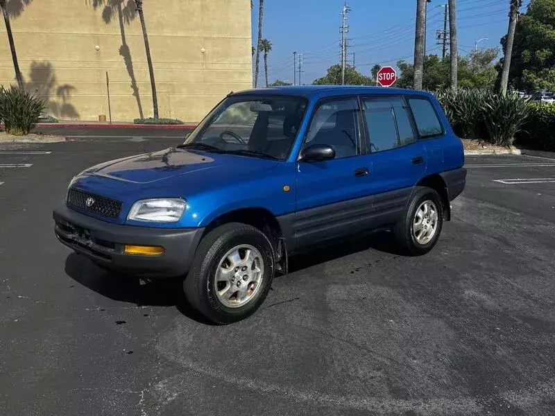 1995 Toyota RAV4 1980 Toyota RAV4