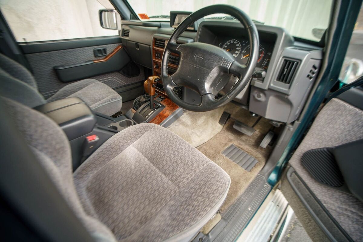 1980 Nissan Safari 4X4 - photo 9