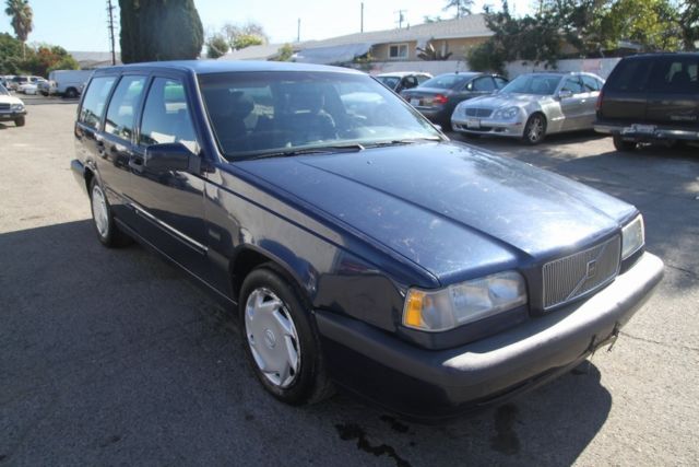 1996 Volvo 850 Automatic 5 Cylinder NO RESERVE 1994 Volvo 850 GLT