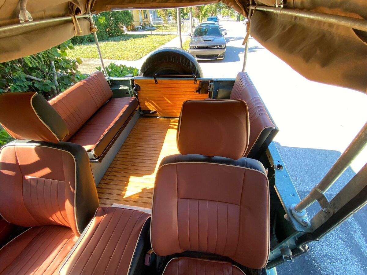1900 Land Rover Defender - photo 9