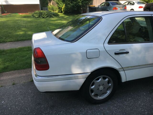 1997 Mercedes C280 Benz for sale great condition , minor repairs read post 1994 Mercedes-Benz 200-Series