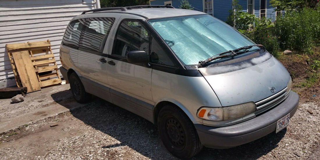 1997 Toyota Previa LE Minivan 1992 Toyota Previa