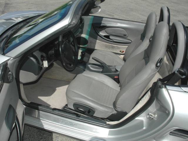 1988 Porsche Boxster CONVERTIBLE - photo 12