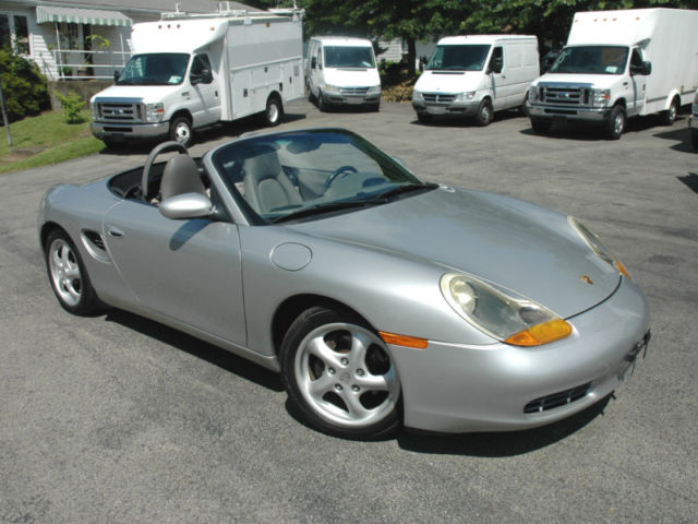 1988 Porsche Boxster CONVERTIBLE - photo 9