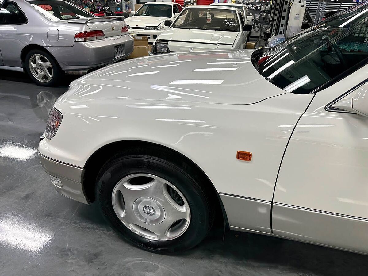 1900 Toyota CELSIOR - photo 10