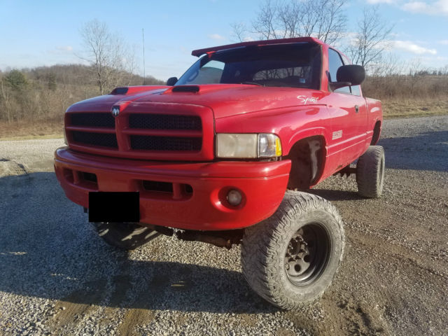 1900 Dodge Ram 2500 - photo 2