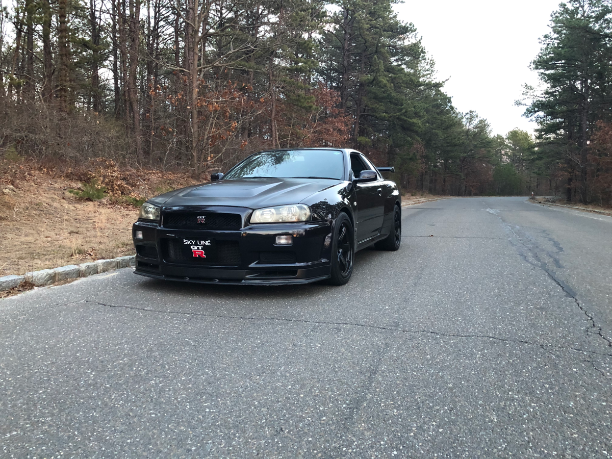 1999 Midnight Purple II Nissan Skyline GT-R V-Spec 1969 Nissan GT-R Midnight Purple II V-Spec