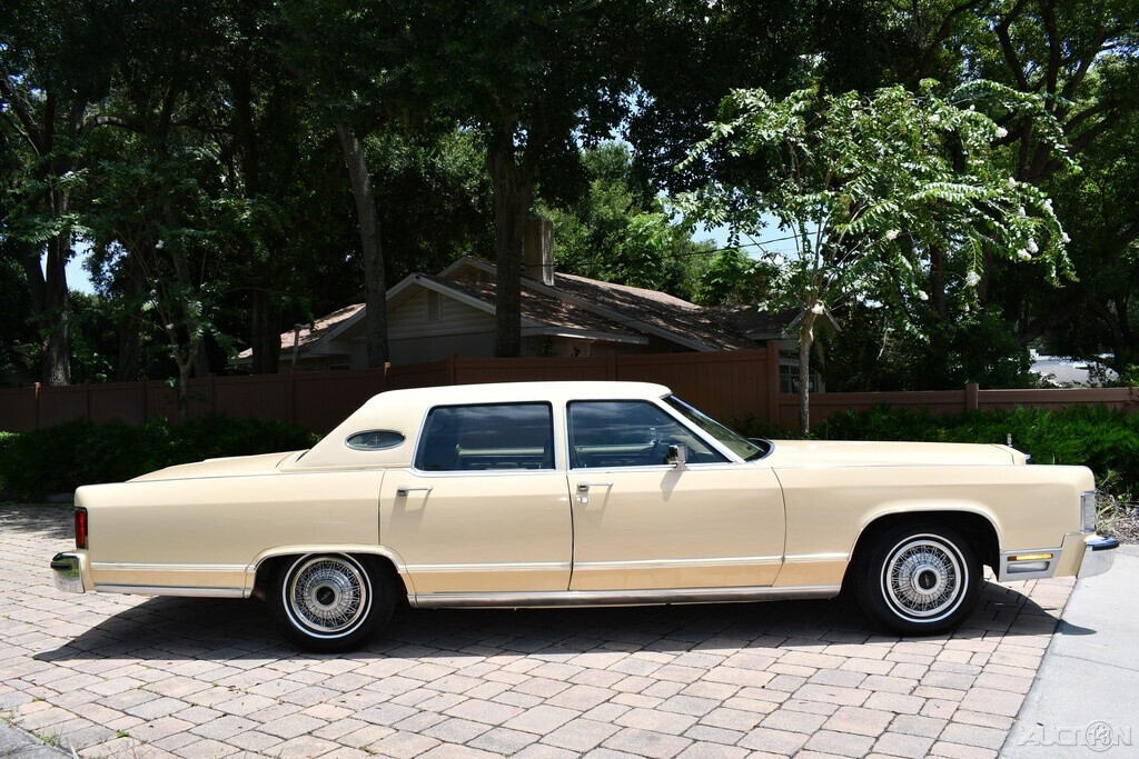 1978 Lincoln Continental One Family Owned 68k Miles Fully Loaded Amazing! - photo 4