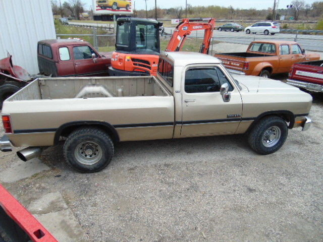1992 Dodge Ram 2500 LE - photo 5