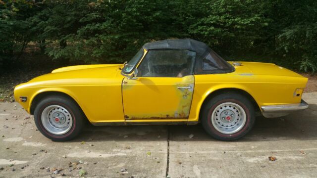 1st Year 1969 Triumph TR 6 - Running Project - Clear Title 1969 Triumph TR-6 Convertible
