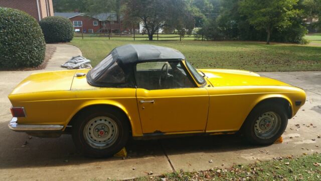 1969 Triumph TR-6 Convertible - photo 4