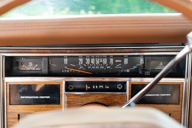 1980 Cadillac Seville - photo 11