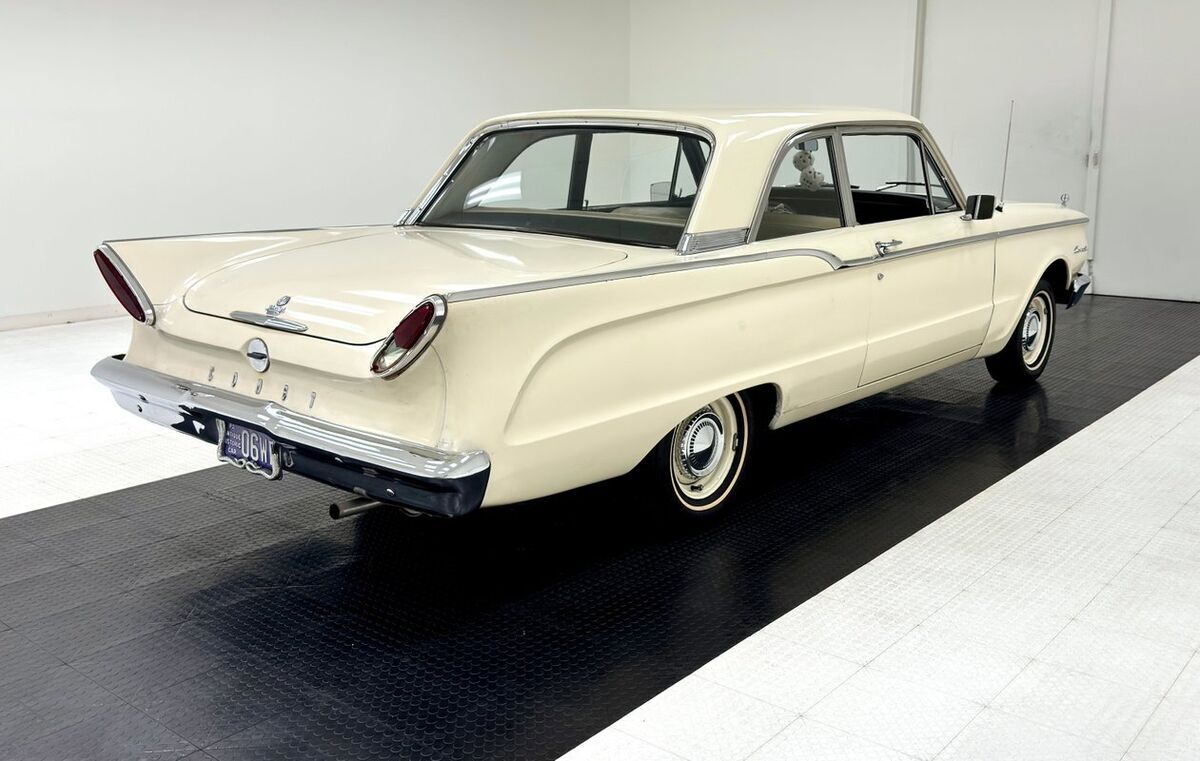 1960 Mercury Comet 2 Door Sedan - photo 5