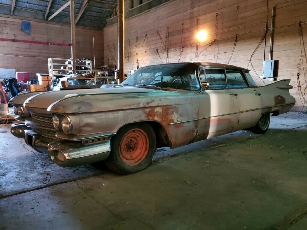 2 1959 Cadillacs 1959 Cadillac Series 62
