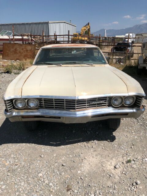 1967 Chevrolet Impala 4 door hardtop - photo 2