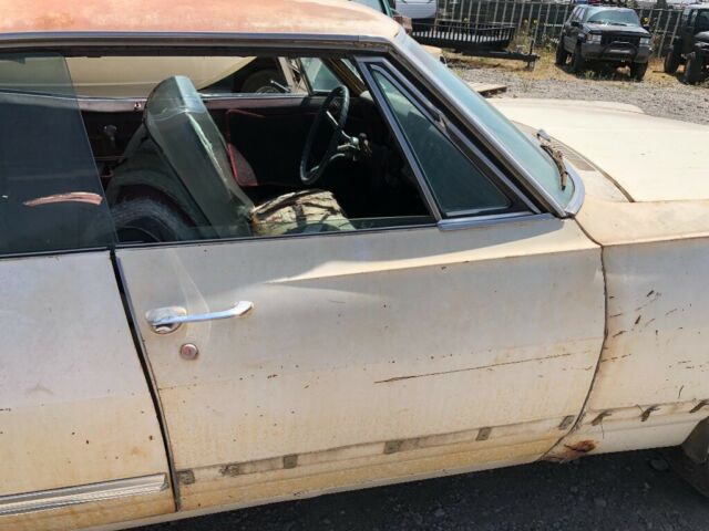 1967 Chevrolet Impala 4 door hardtop - photo 9