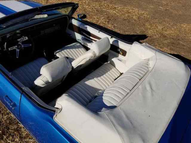 1972 Oldsmobile Cutlass convertible - photo 8
