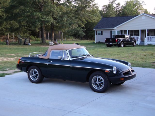 1977 MG MGB - photo 2