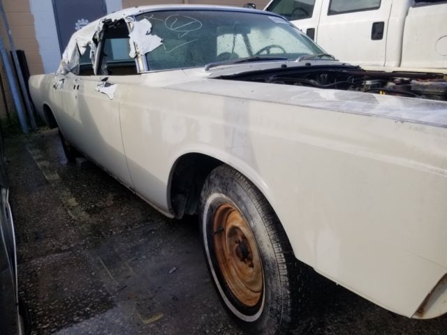 1967 Lincoln Continental - photo 8