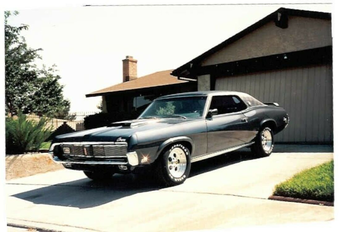 2 Cougar's (69 Cougar XR7 / 70 Standard / Parts) 1969 Mercury Cougar