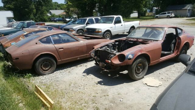 (2) Datsun 280Z Cars 1975 & 1977 project, parts Fairlady Z S30 280ZX JDM NISSAN 1977 Datsun Z-Series
