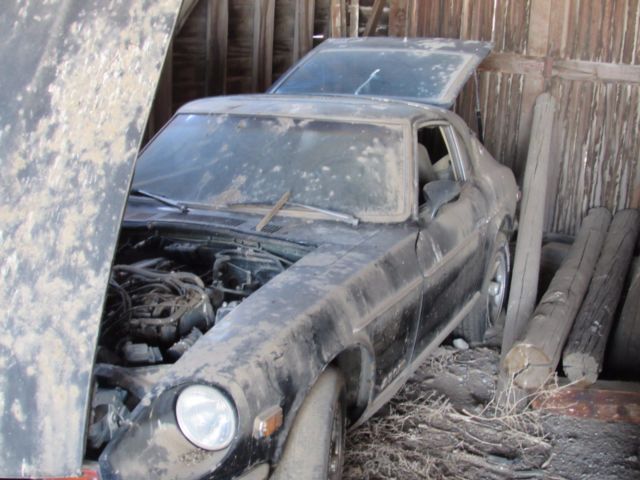 2 Datsun Z cars 76, 81 Barn find NO RESERVE 1976 Datsun Z-Series T top