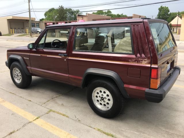 1992 Jeep Cherokee - photo 8