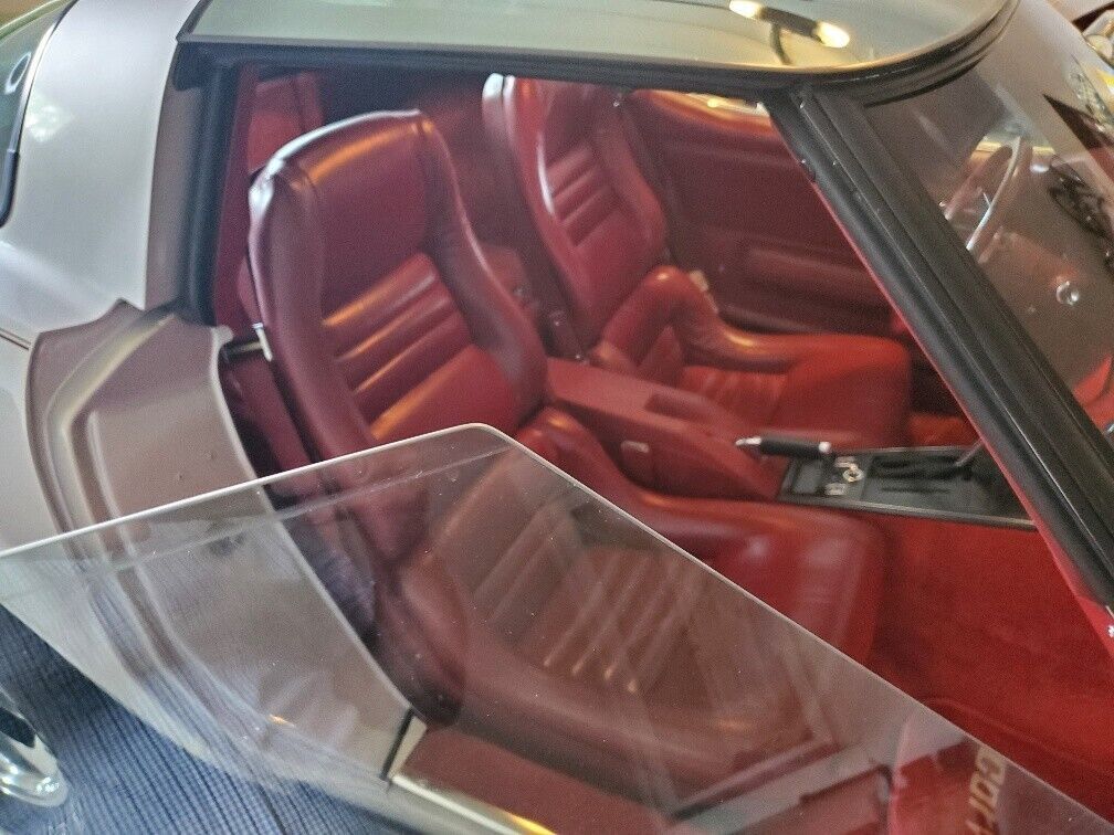 1981 Chevrolet Corvette - photo 13