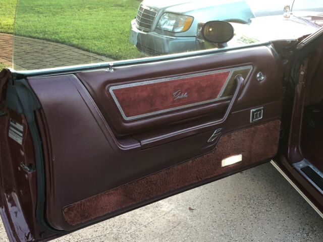 1977 Chrysler Cordoba 2 Door Hardtop - photo 9