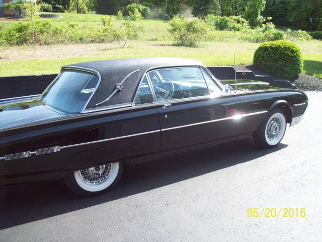 1962 Ford Thunderbird - photo 2