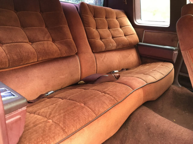 1982 Oldsmobile Eighty-Eight Royale Brougham - photo 7