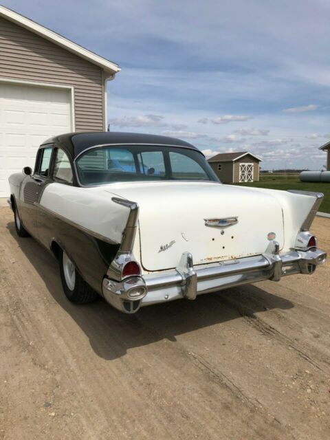 1957 Chevrolet Bel Air/150/210 - photo 4