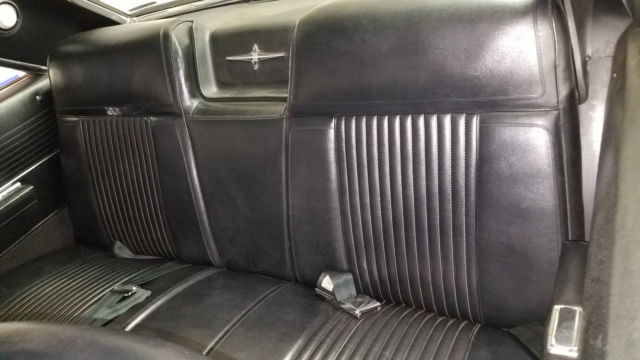 1966 Chrysler 300 Series - photo 8