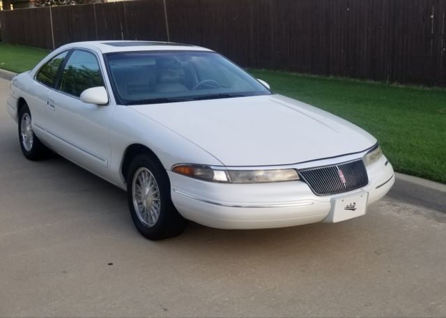 2 dr personal luxury coupe 1994 Lincoln Mark Series