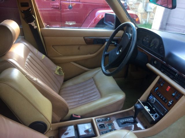 1983 Mercedes-Benz 300-Series - photo 11