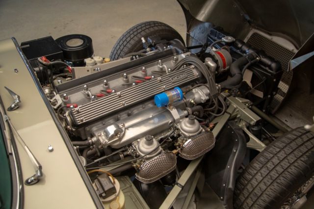 1969 Jaguar E-Type 4.2 Coupe - photo 11