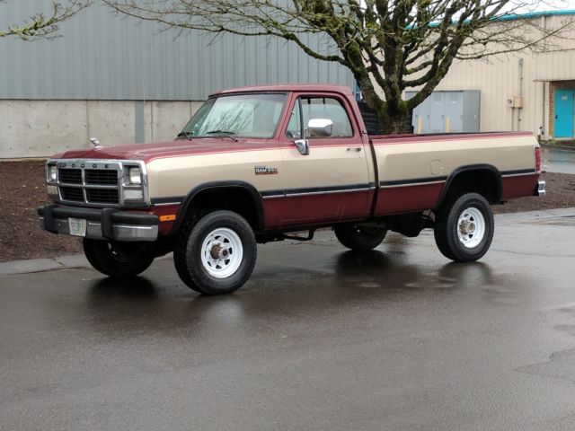 2 Owner 1st gen 92 Dodge 250 LE reg cab 4x4 cummins Diesel automatic 1992 Dodge Other Pickups LE