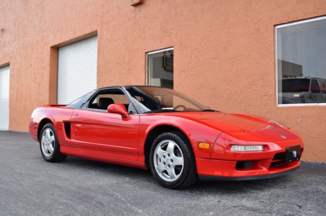 2 owner 5 Spd Manual Like New ONLY 20K MILES 2k Miles since Timing Belt Service 1991 Acura NSX Coupe
