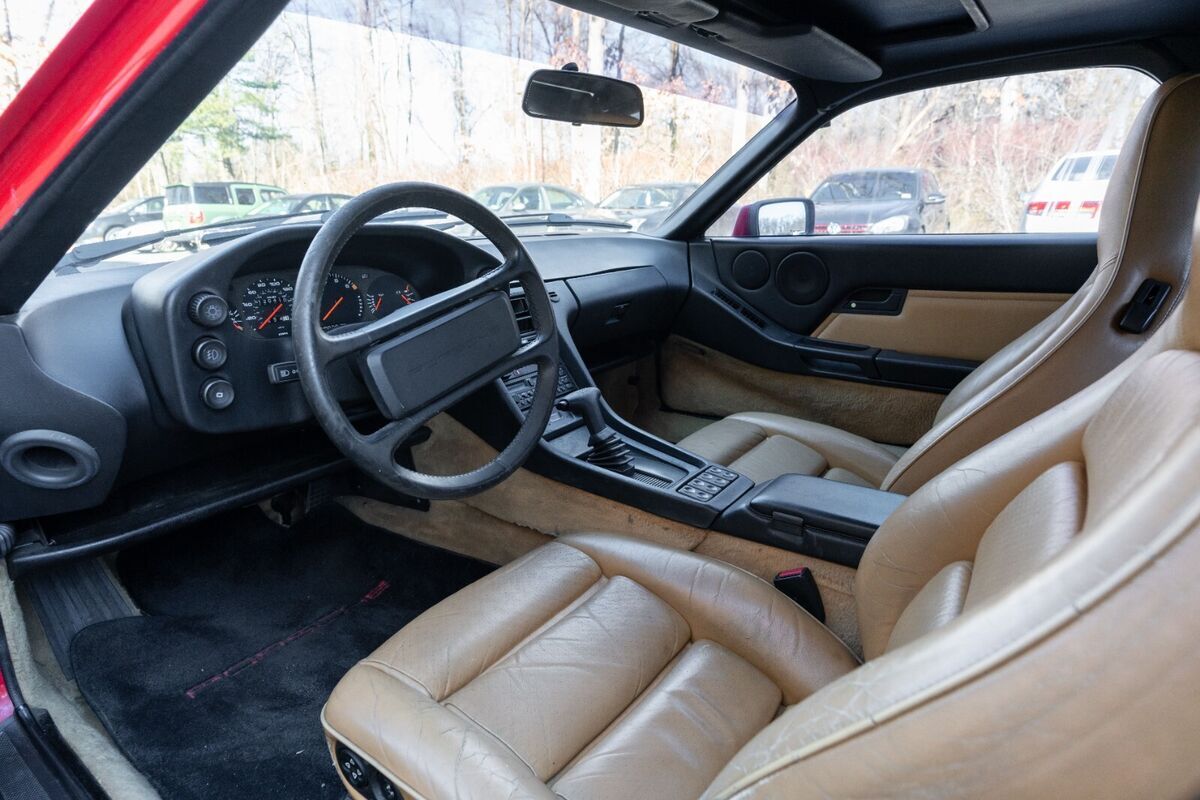 1988 Porsche 928 - photo 8
