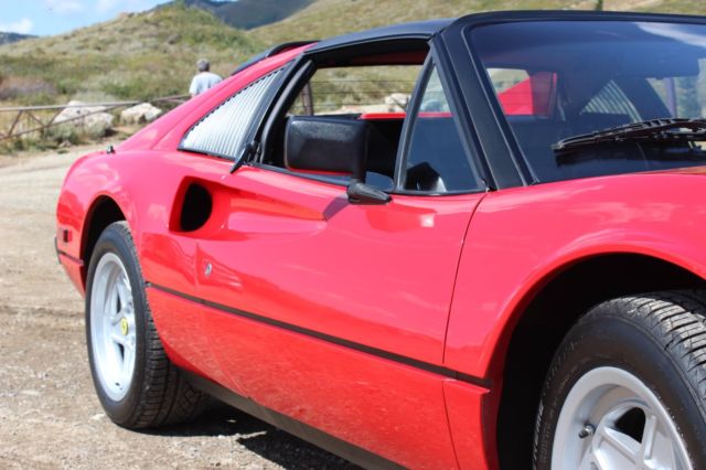 1983 Ferrari 308 GTS - photo 3