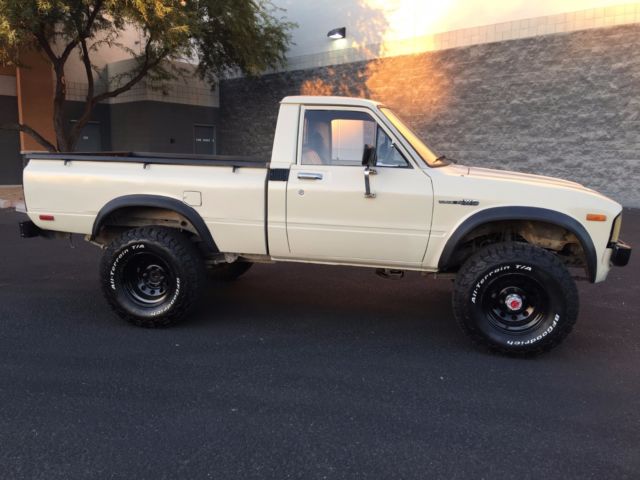 1980 Toyota Hilux Short Bed Straight Axle 20R Classic - photo 3