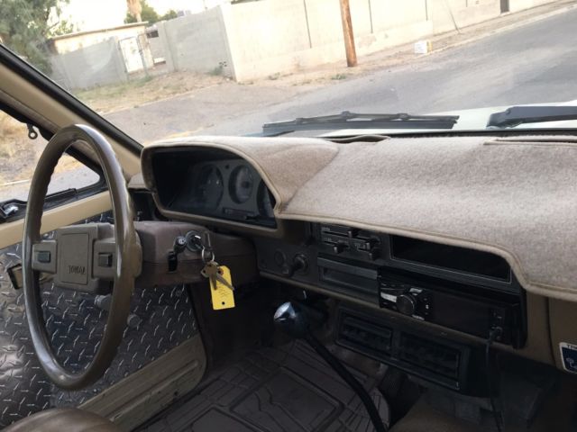 1980 Toyota Hilux Short Bed Straight Axle 20R Classic - photo 9