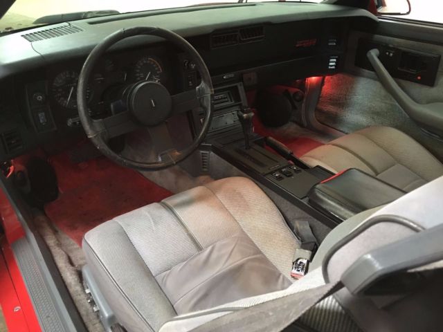 1989 Chevrolet Camaro - photo 10