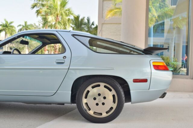 1988 Porsche 928 S4 - photo 10