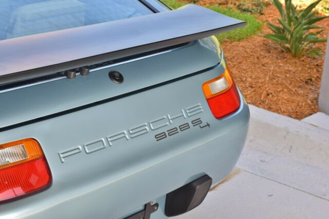 1988 Porsche 928 S4 - photo 6