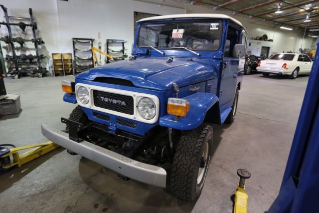 1983 Toyota Land Cruiser FJ40 - photo 2